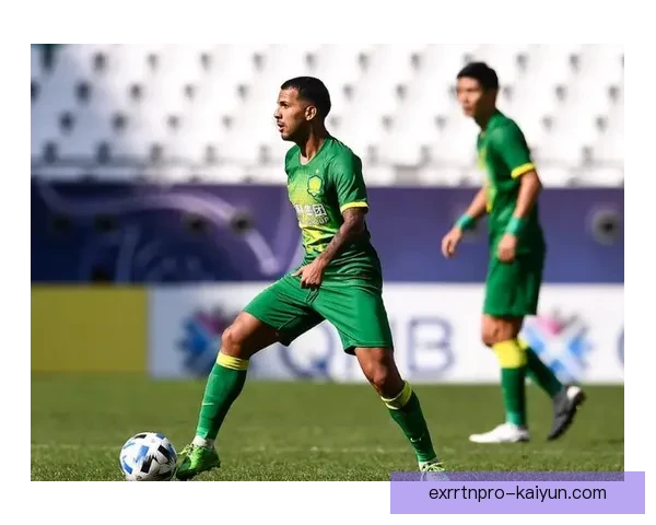 范戴克庆祝动作起源引发球迷热议，背后故事令人关注